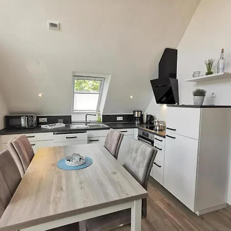 Langeness Apartment *